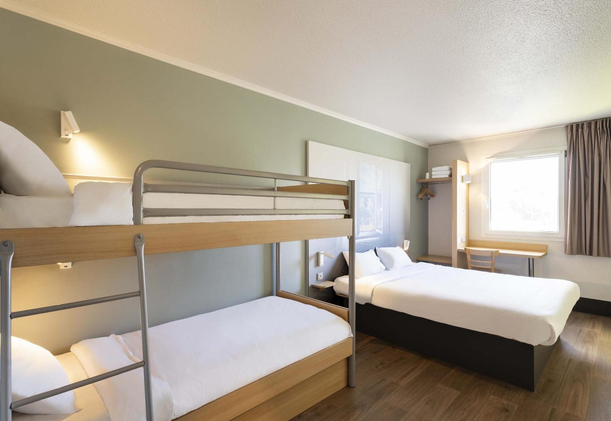 B&B Hotel Vannes Ouest Golfe Du Morbihan Exterior photo
