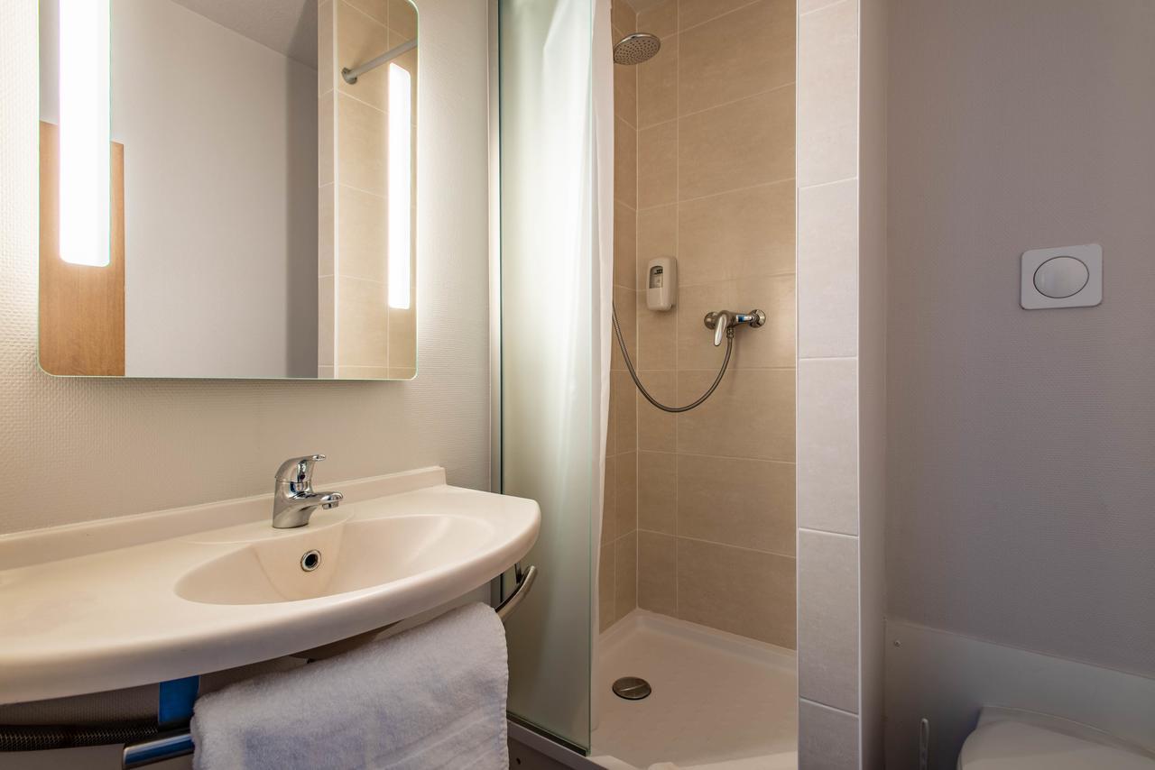B&B Hotel Vannes Ouest Golfe Du Morbihan Exterior photo